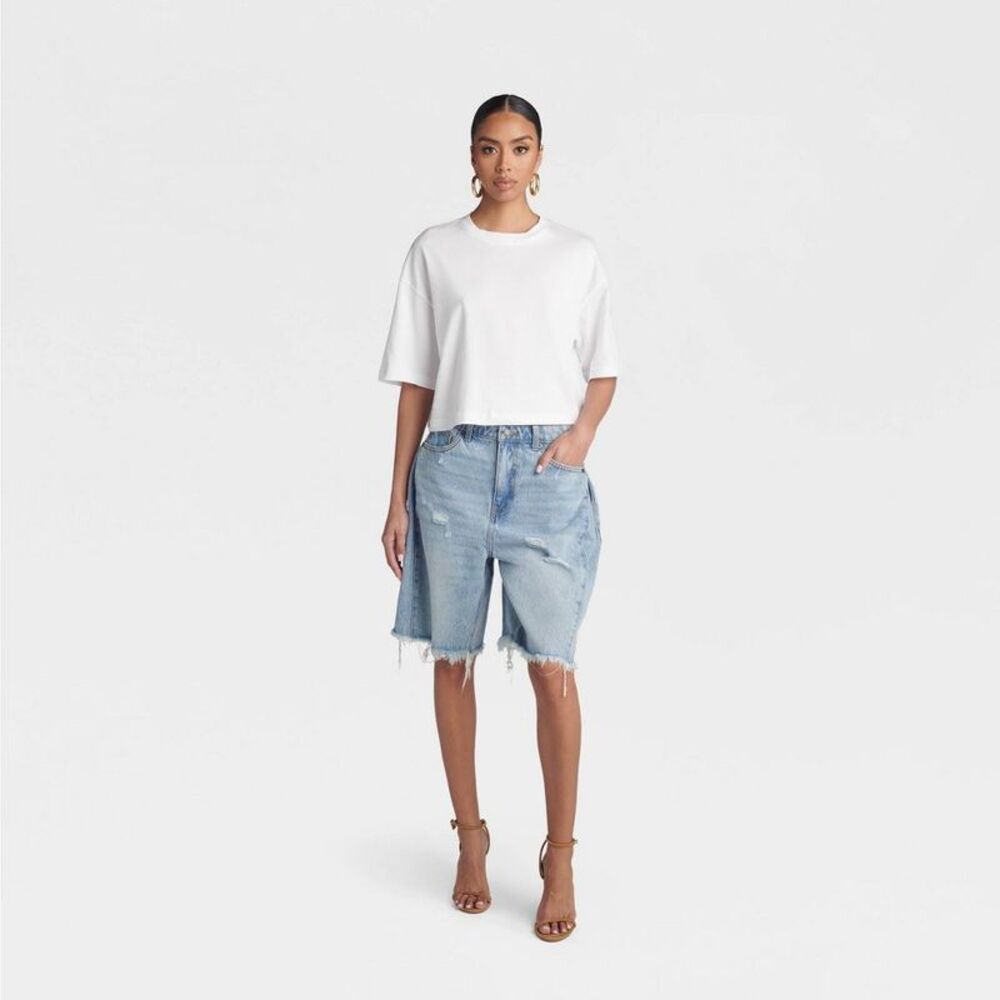 NWT KBB by Kahlana Denim Wide Leg Bermuda Short - Picture 3 of 3